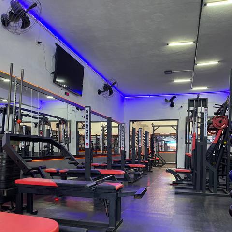Foto da estrutura da Hommer Fitness 73