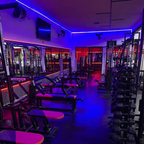 Foto da estrutura da Hommer Fitness 37