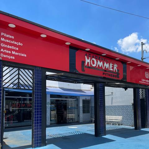 Foto da estrutura da Hommer Fitness 57