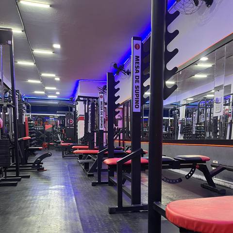 Foto da estrutura da Hommer Fitness 6