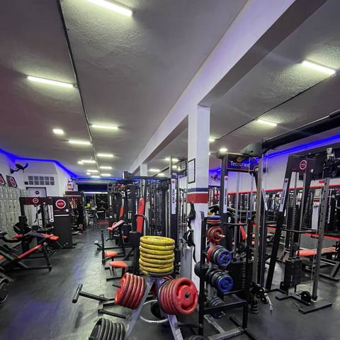 Foto da estrutura da Hommer Fitness 17