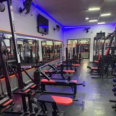 Foto da estrutura da Hommer Fitness 20
