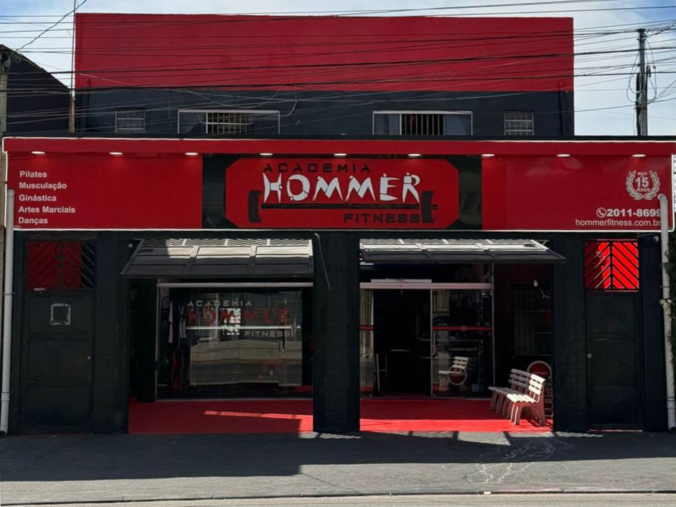 Entrada da academia Hommer Fitness