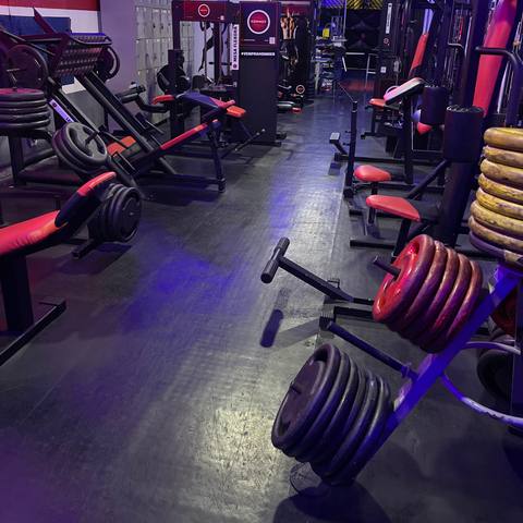Foto da estrutura da Hommer Fitness 43