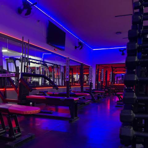 Foto da estrutura da Hommer Fitness 35